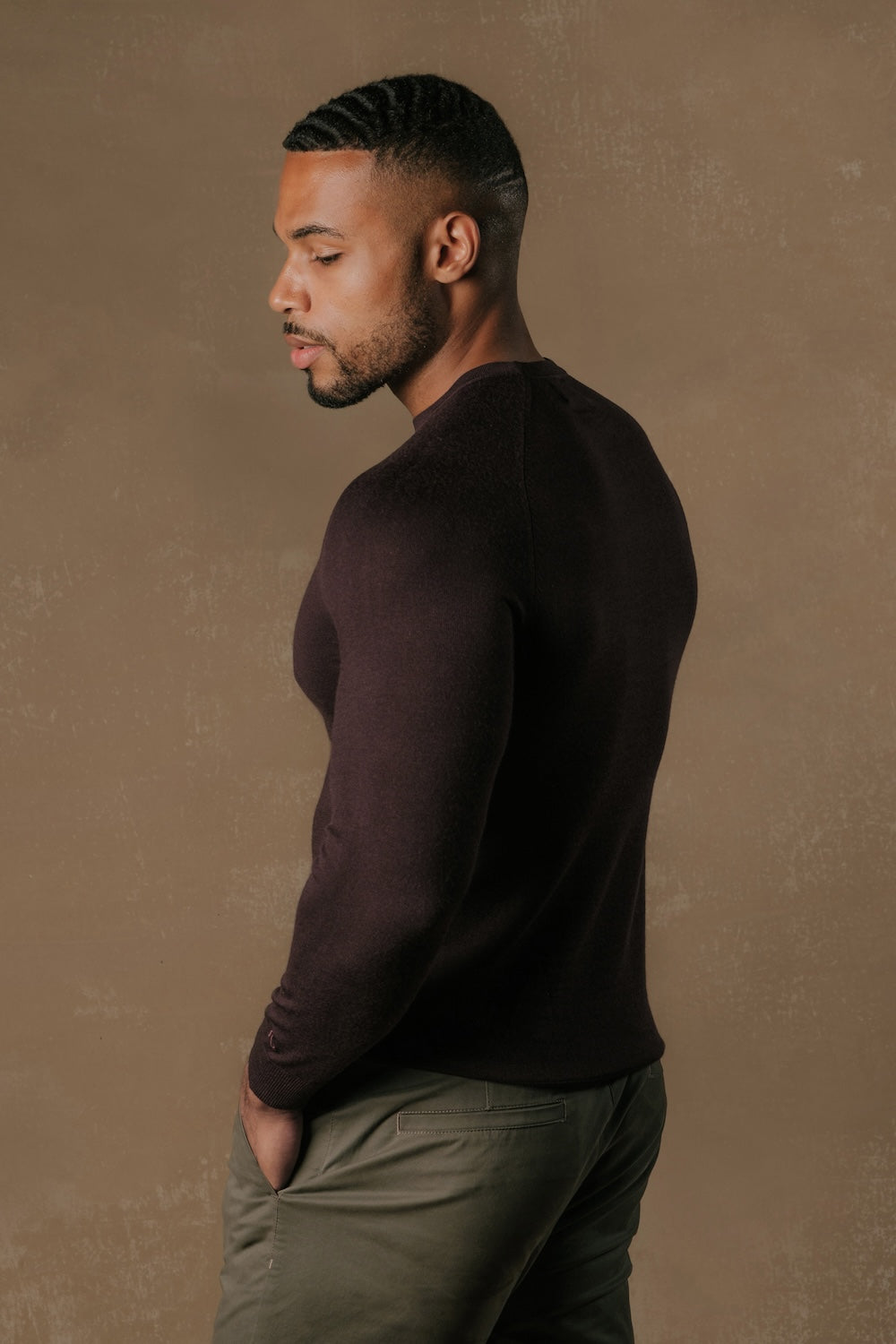 Extra Fine Merino Wool Crew Neck Sweater in Dark Bordeaux - TAILORED ATHLETE - USA