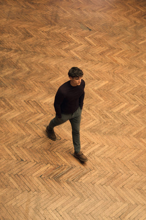Extra Fine Merino Wool Crew Neck Sweater in Dark Bordeaux