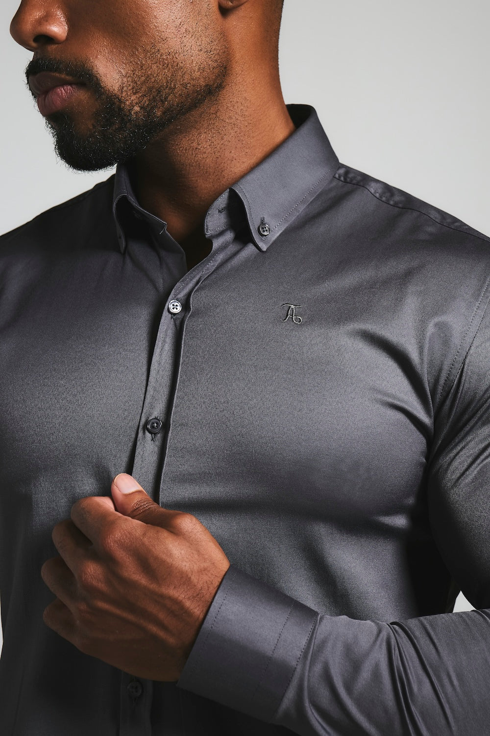 Athletic Fit Signature Shirt 2.0 in Grey