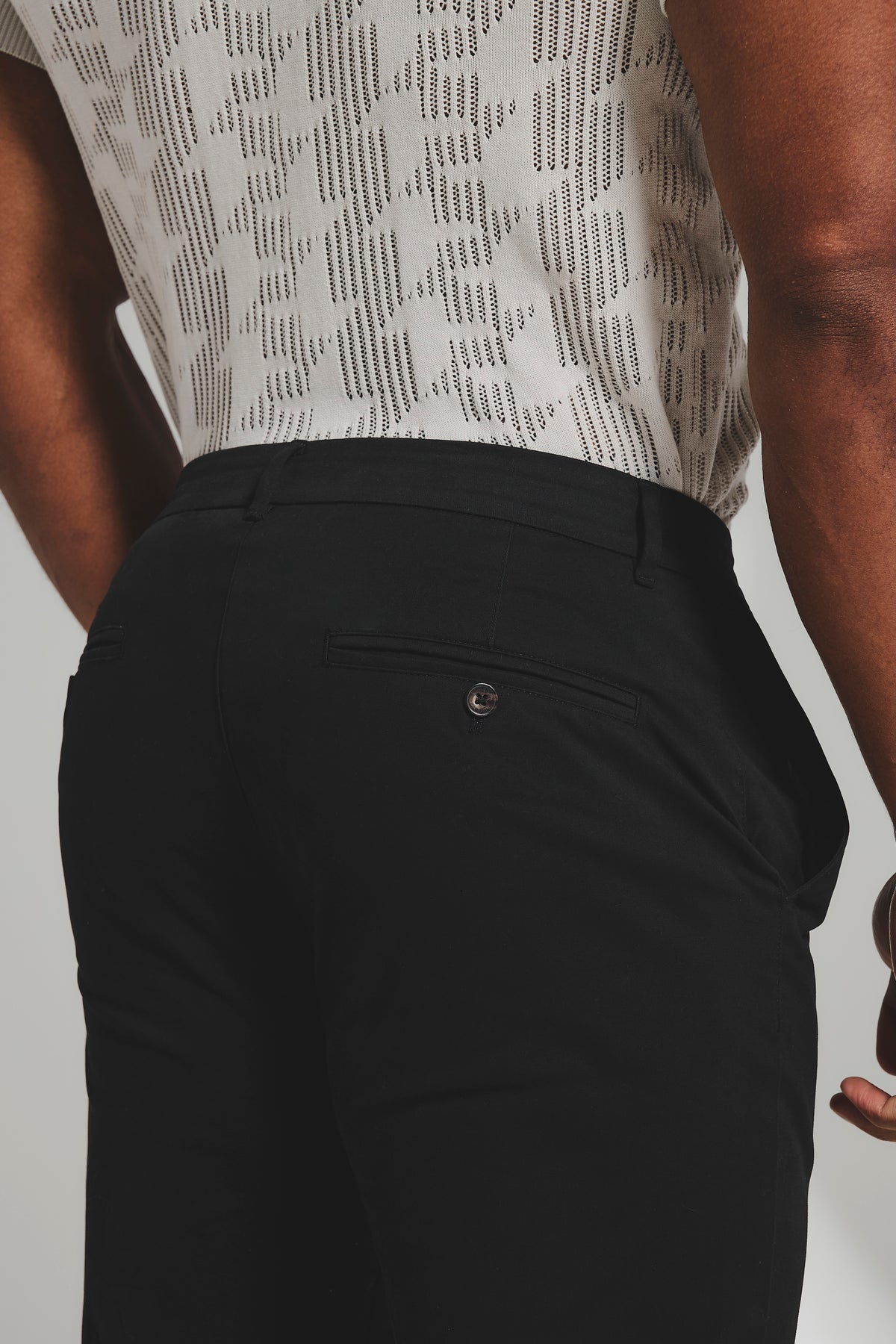 Athletic Fit Cotton Stretch Chino Pants in Black