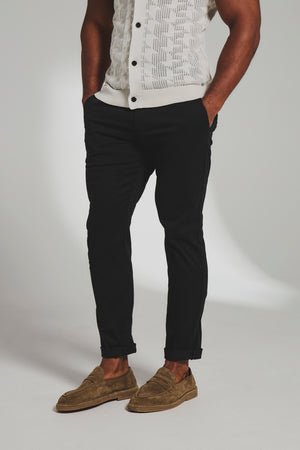 Athletic Fit Cotton Stretch Chino Pants in Black