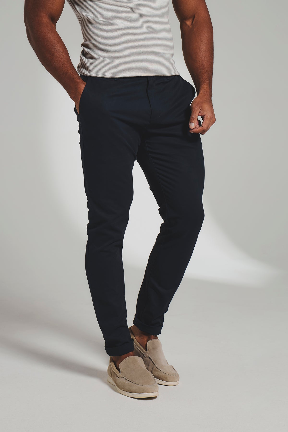 Athletic Fit Cotton Stretch Chino Pants in Navy