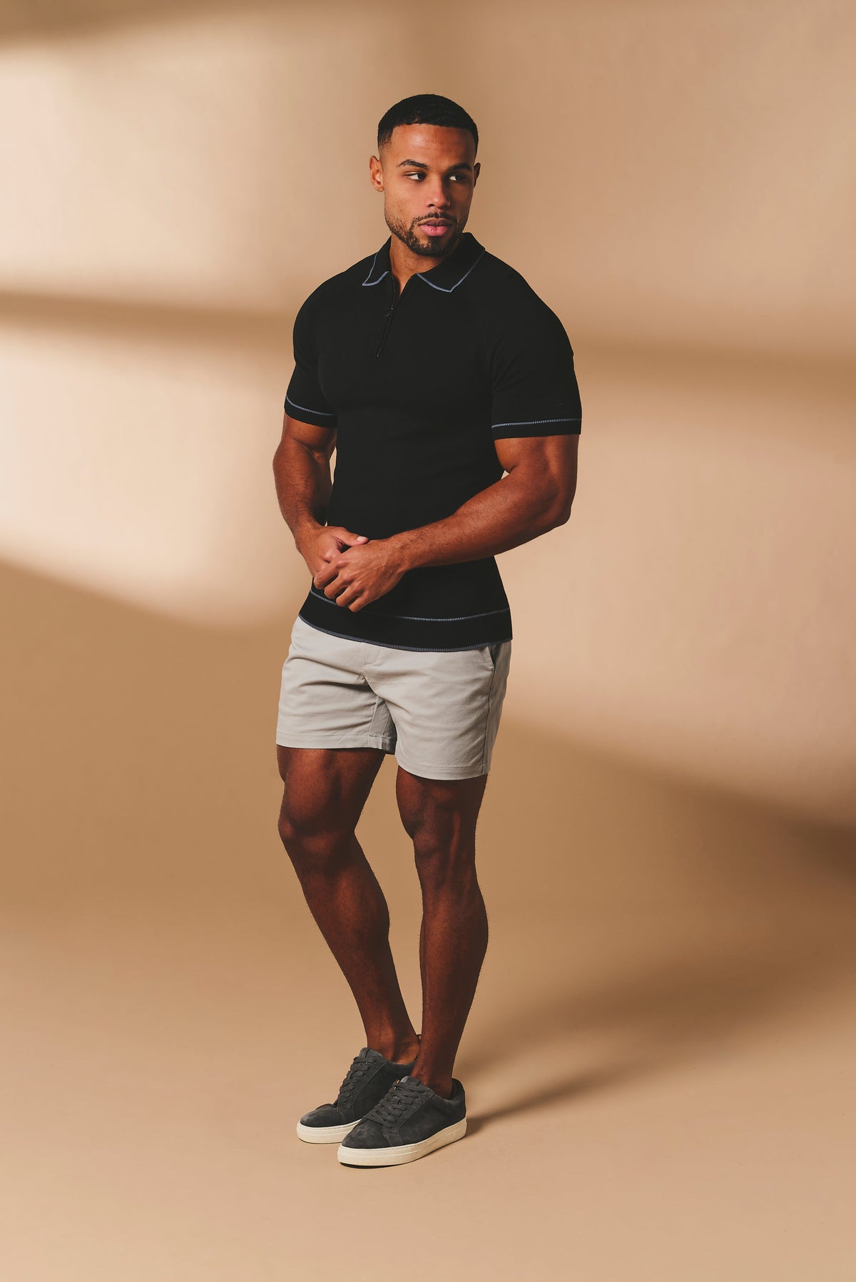 Tipped Knitted Zip Neck Polo Shirt in Black - TAILORED ATHLETE - USA