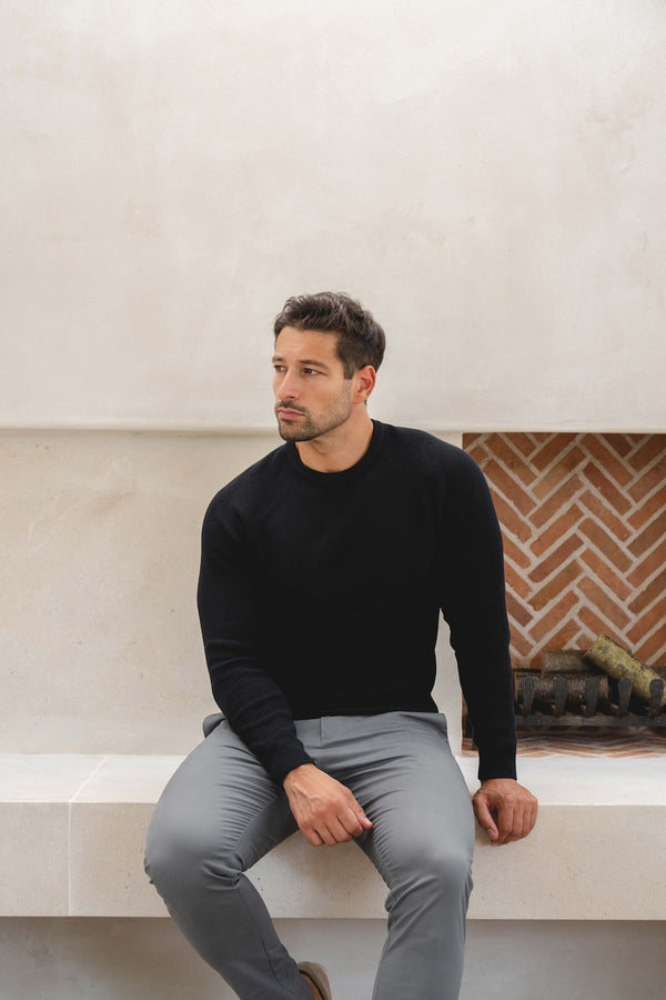 Solid Color Mixed Textured Knitted Crew Neck Sweater