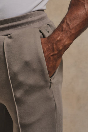 Luxe Sweat Smart Joggers in Mushroom