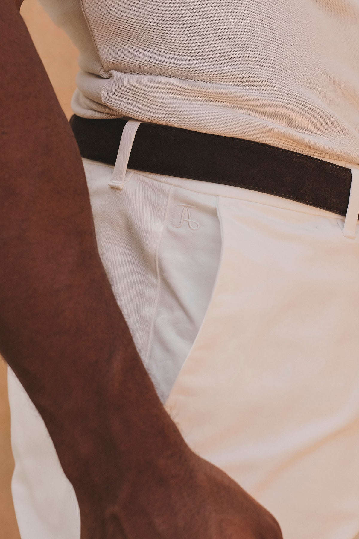 Athletic Fit Stretch Chino Shorts 5" in Chalk