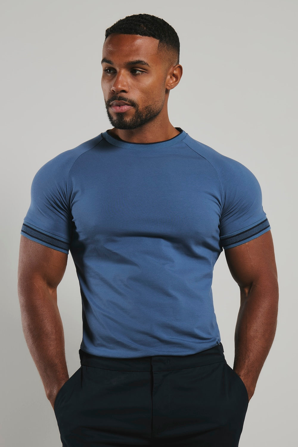 Tipped Fashion Fit T-Shirt in Airforce and Navy