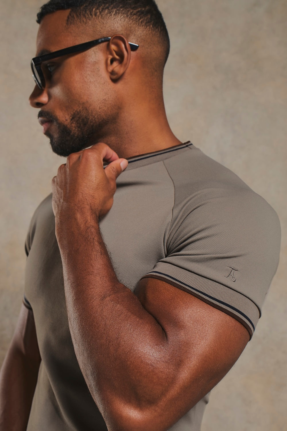 Textured Tipped T-Shirt in Mocha with Navy & Brown Tipping