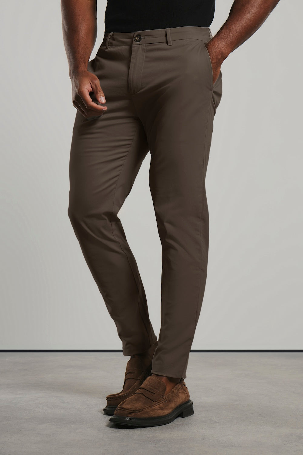 Athletic Fit Cotton Stretch Chino Trousers in Dark Taupe