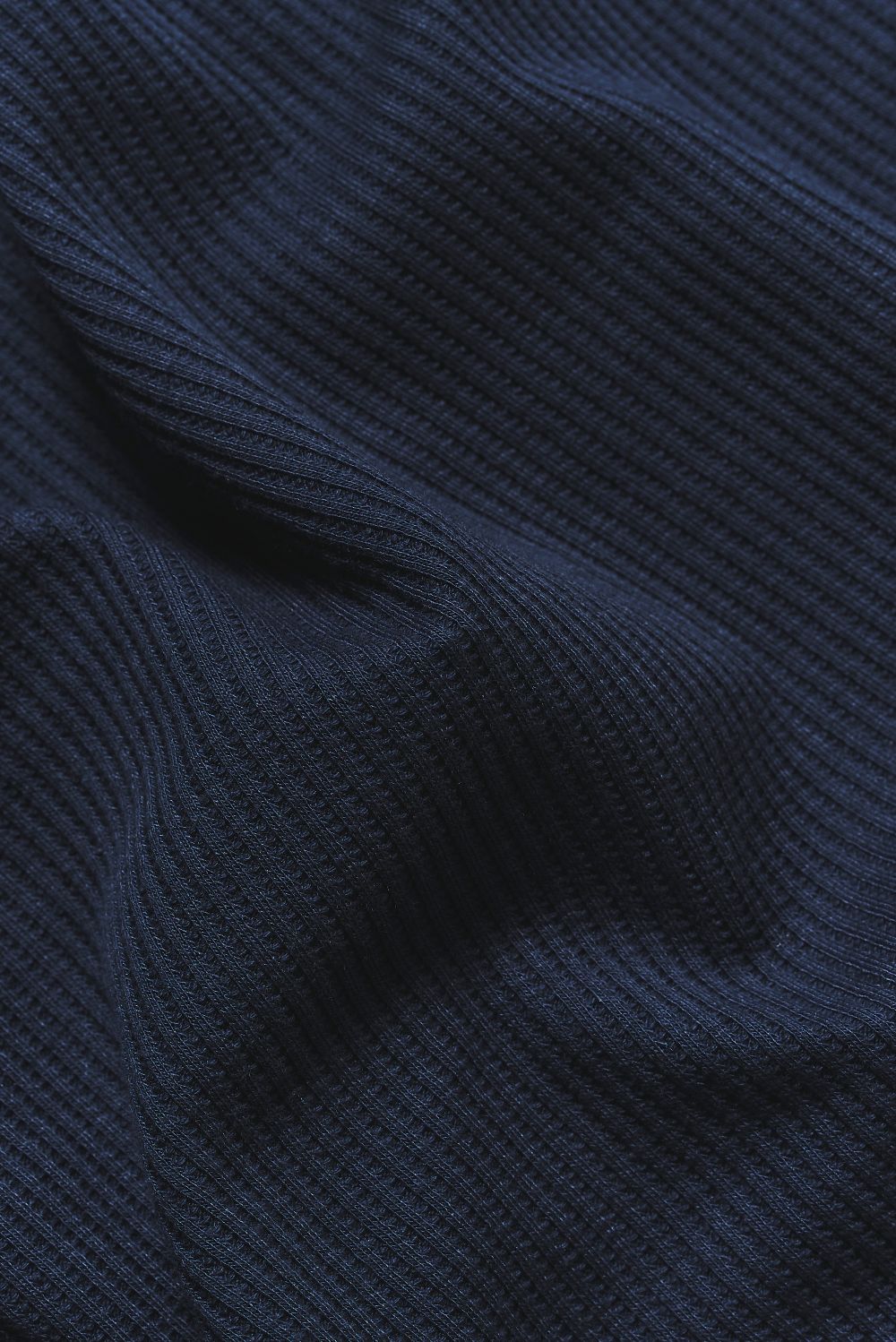 Textured Colour Blocked T-Shirt in White and Navy - TAILORED ATHLETE - USA