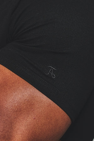 Textured Jersey T-Shirt in Black - TAILORED ATHLETE - USA