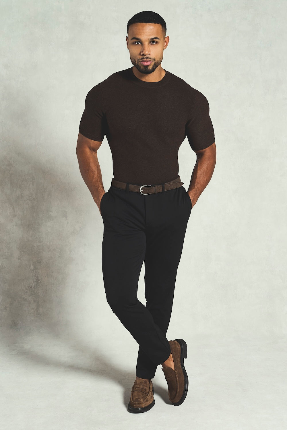 Textured Knitted Crew Neck T-shirt in Chocolate - TAILORED ATHLETE - USA