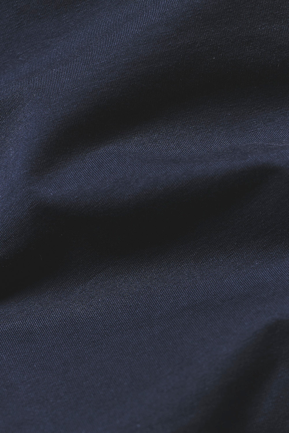 Tipped Fashion Fit T-Shirt in Navy and White - TAILORED ATHLETE - USA