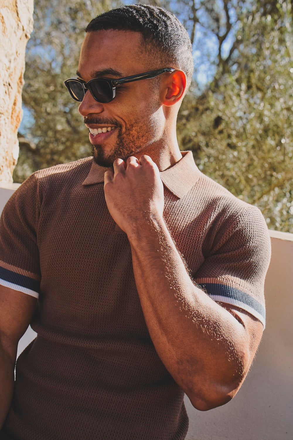 Colour Block Tipped Crochet Knit Polo Shirt in Chocolate - TAILORED ATHLETE - USA