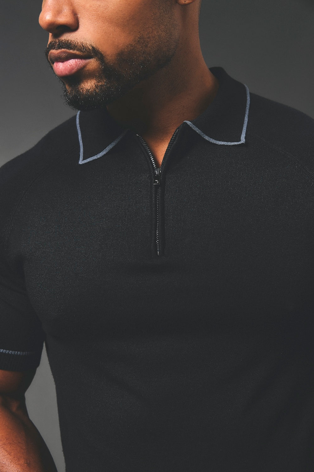 Tipped Knitted Zip Neck Polo Shirt in Black - TAILORED ATHLETE - USA