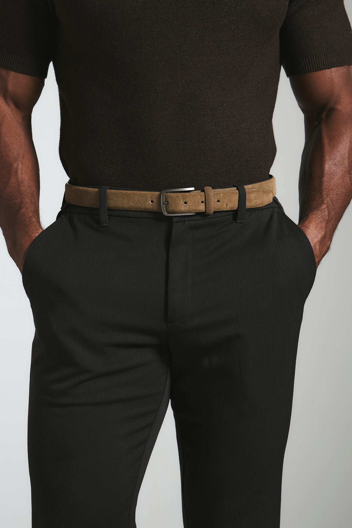 Athletic Fit Essential Pants in Dark Chocolate