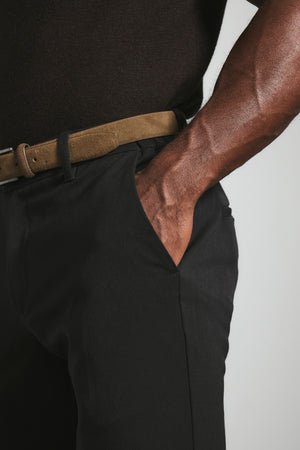 Athletic Fit Essential Pants in Dark Chocolate