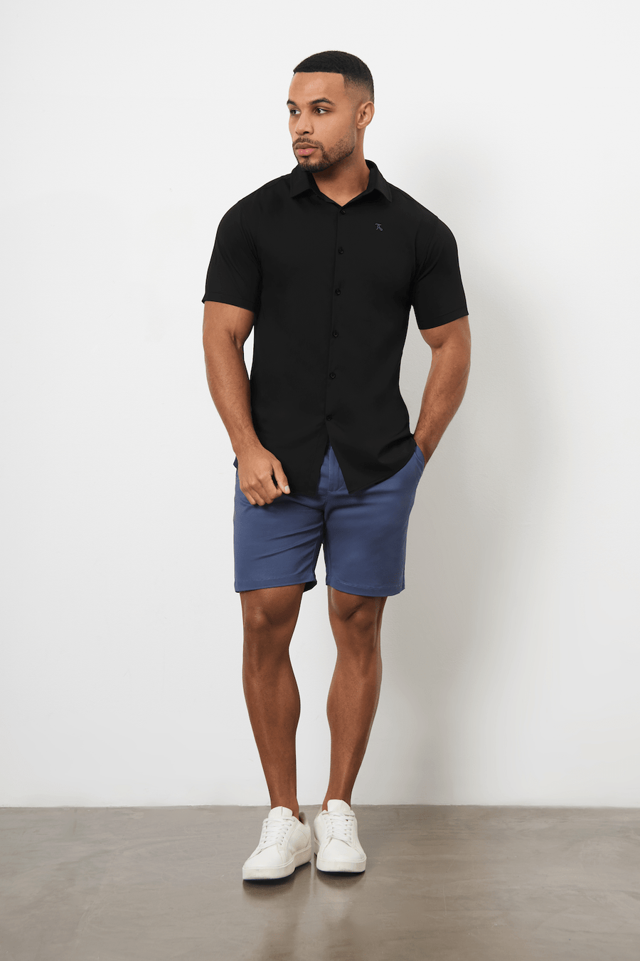 Short Sleeve Bamboo Shirt in Black - TAILORED ATHLETE - USA