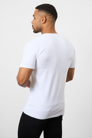 Athletic Fit Favourites V-Neck 3-Pack - TAILORED ATHLETE - USA