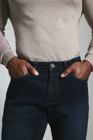 Athletic Fit Stretch Jeans in Dark Blue