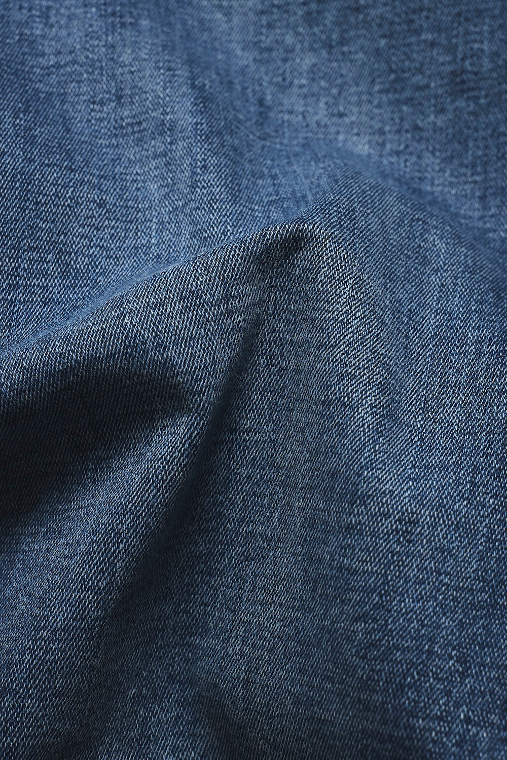Athletic Fit Stretch Jeans in Mid Blue
