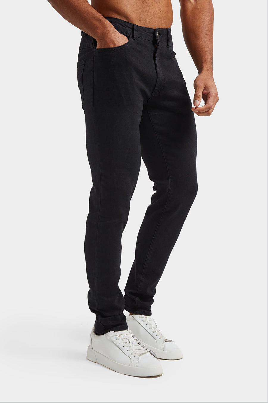 Athletic Fit Jeans in Black - TAILORED ATHLETE - USA