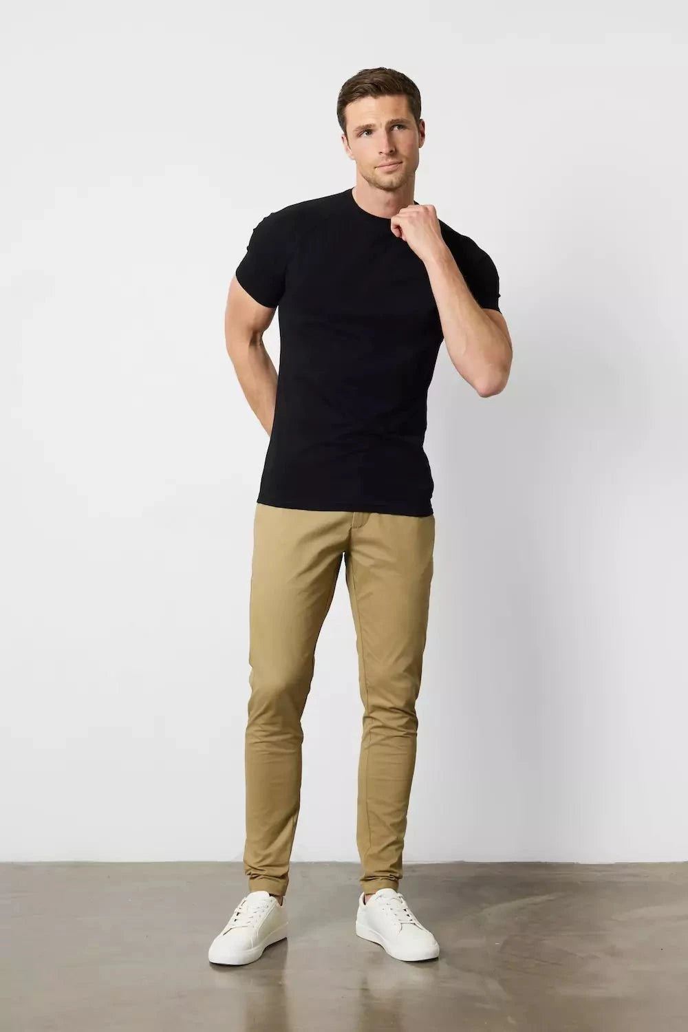 Athletic Fit T-Shirt in Black - TAILORED ATHLETE - USA