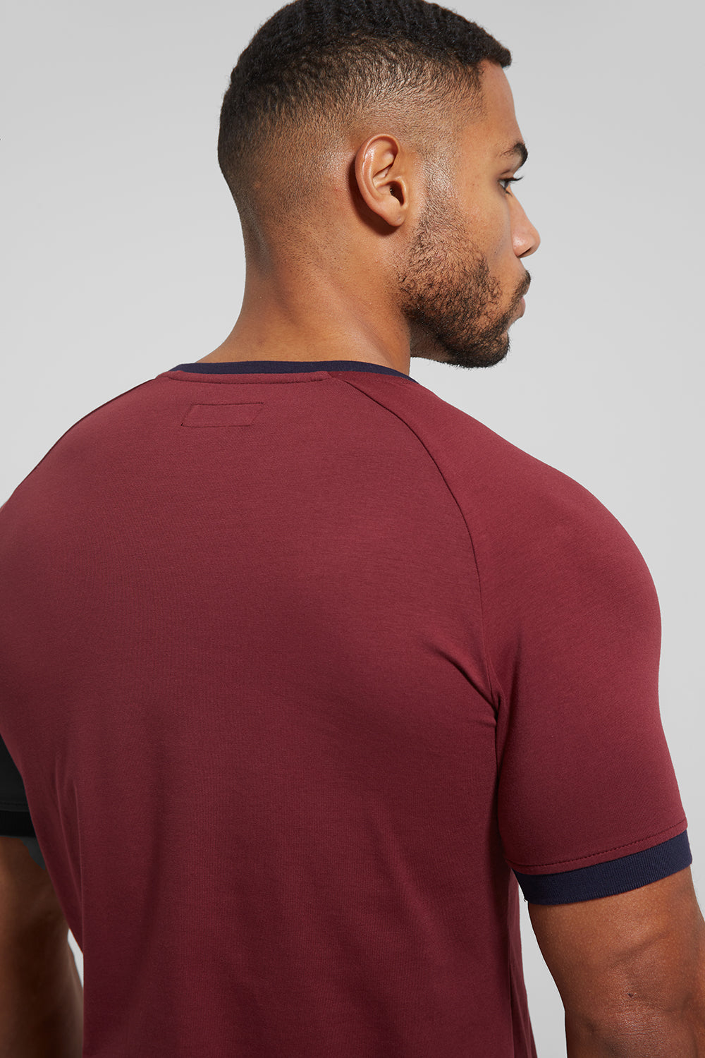 Derek Button-Up Shirt With Contrast Details // Burgundy
