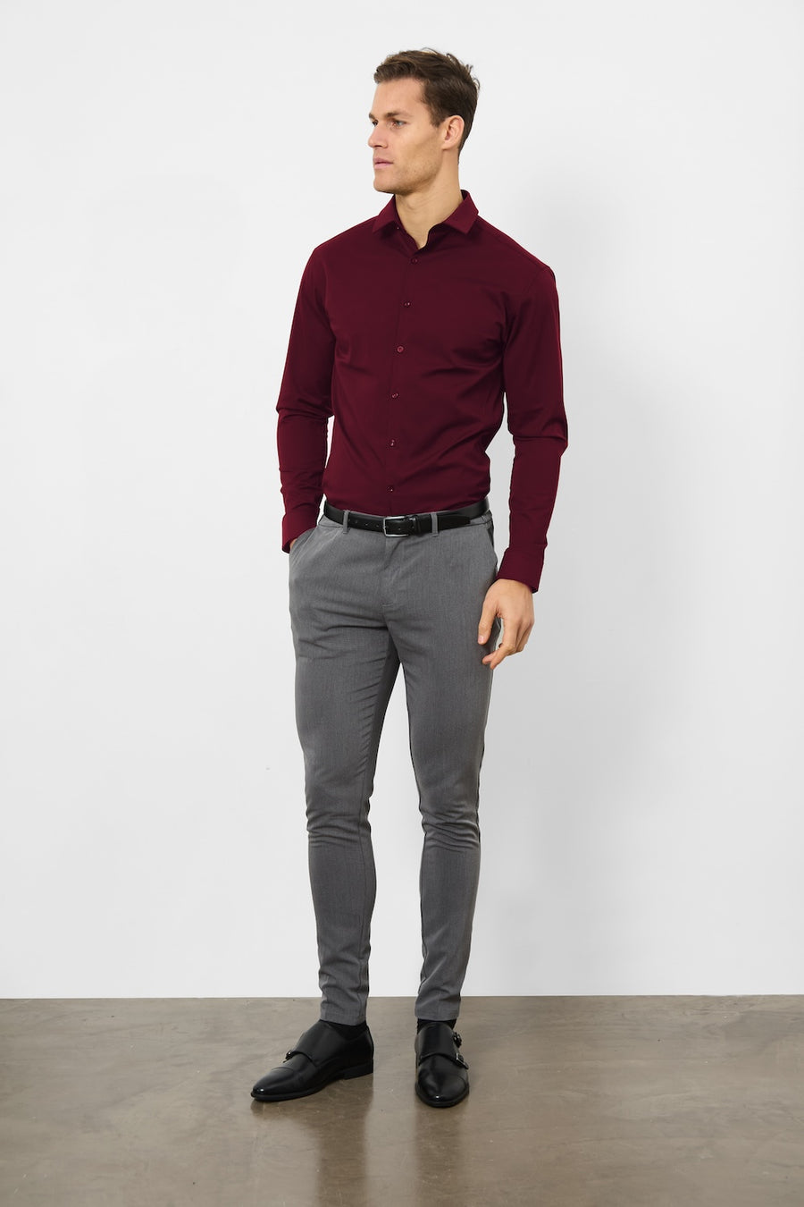 Athletic Fit Dress Shirt in Burgundy - TAILORED ATHLETE - USA