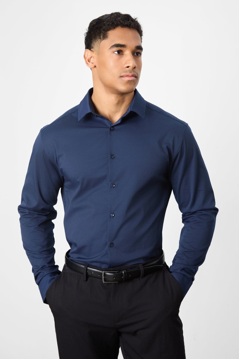 Athletic Fit Dress Shirt in Navy Blue