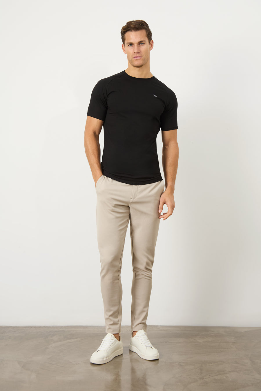 Premium Athletic Fit T-Shirt in Black - TAILORED ATHLETE - USA