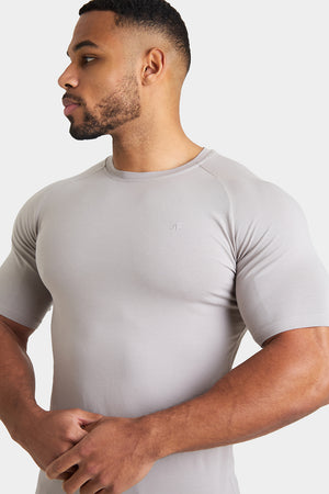 Longer Sleeve Athletic Fit T-Shirt in Mole - TAILORED ATHLETE - USA