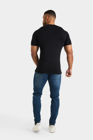 Everyday Henley T-Shirt in Black - TAILORED ATHLETE - USA