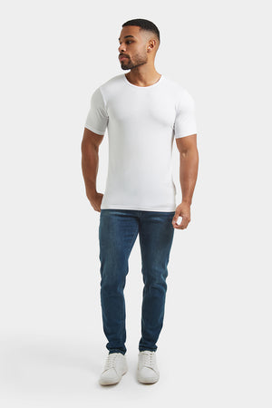 Fashion Fit T-Shirt in White - TAILORED ATHLETE - USA