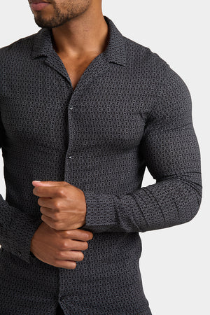 Printed Shirt in Geometric Print - TAILORED ATHLETE - USA