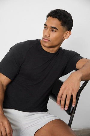 Stretch Linen Blend Knit Look T-shirt in Black - TAILORED ATHLETE - USA