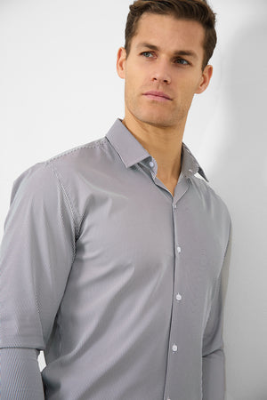 Performance Business Shirt in Navy/White Bengal Stripe - TAILORED ATHLETE - USA