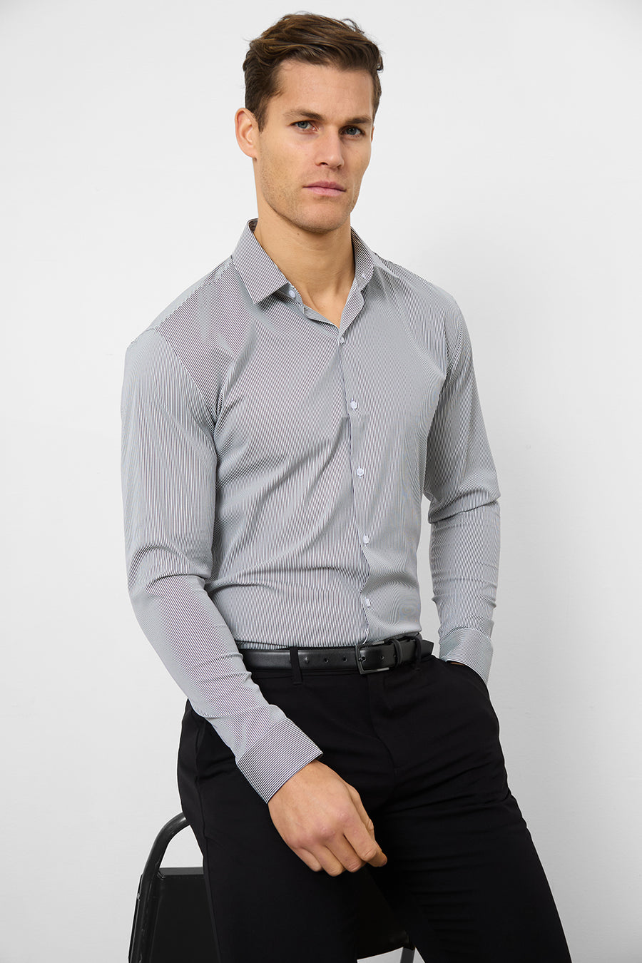 Performance Business Shirt in Navy/White Bengal Stripe - TAILORED ATHLETE - USA