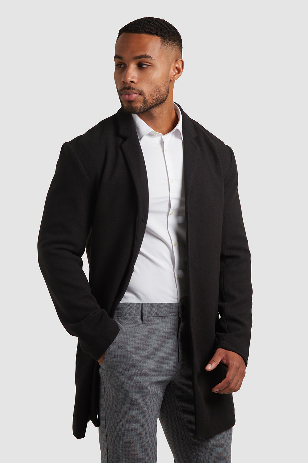 Overcoat in Black - TAILORED ATHLETE - USA