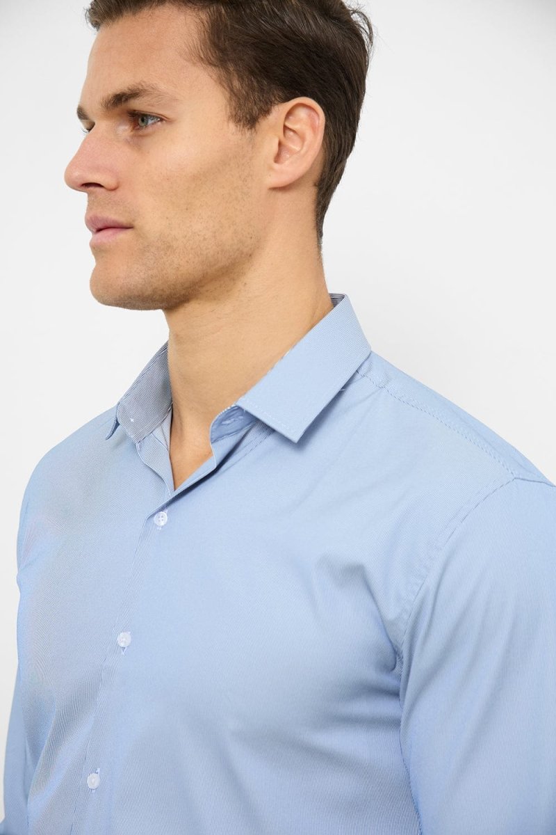 Performance Business Shirt in Navy/White Micro Stripe M