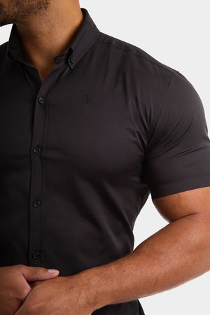 Athletic Fit Short Sleeve Signature Shirt in Black - TAILORED ATHLETE - USA