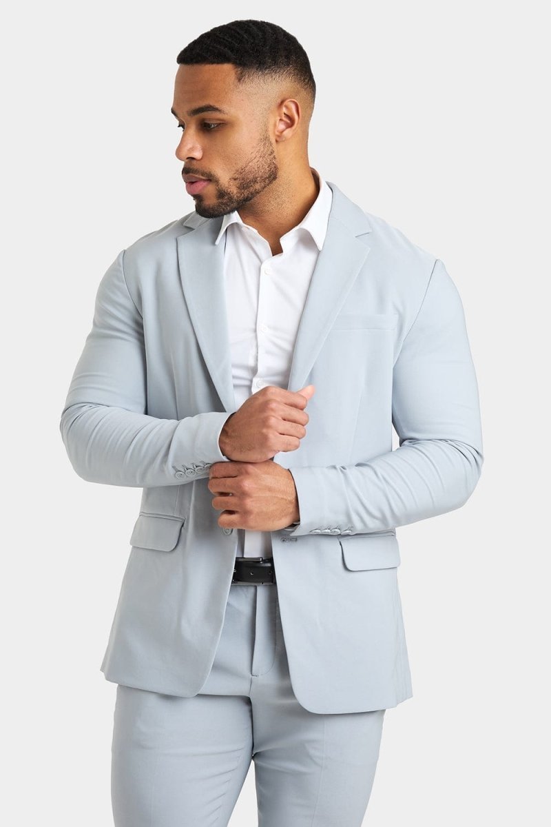Tailored Fit Tech Suit Jacket in Light Grey, 40 Tailored Fit Tech Suit Jacket in Light Grey, 40