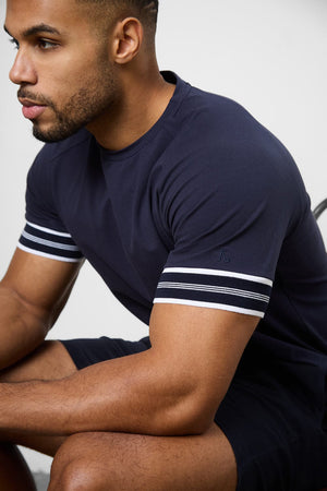 Tipped Fashion Fit T-Shirt in Navy - TAILORED ATHLETE - USA