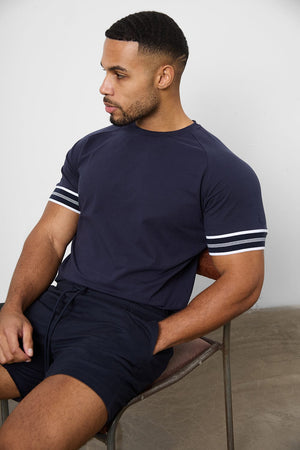 Tipped Fashion Fit T-Shirt in Navy - TAILORED ATHLETE - USA