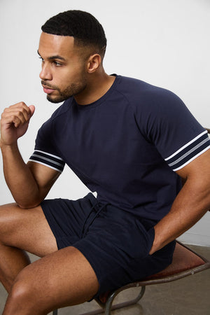 Tipped Fashion Fit T-Shirt in Navy - TAILORED ATHLETE - USA