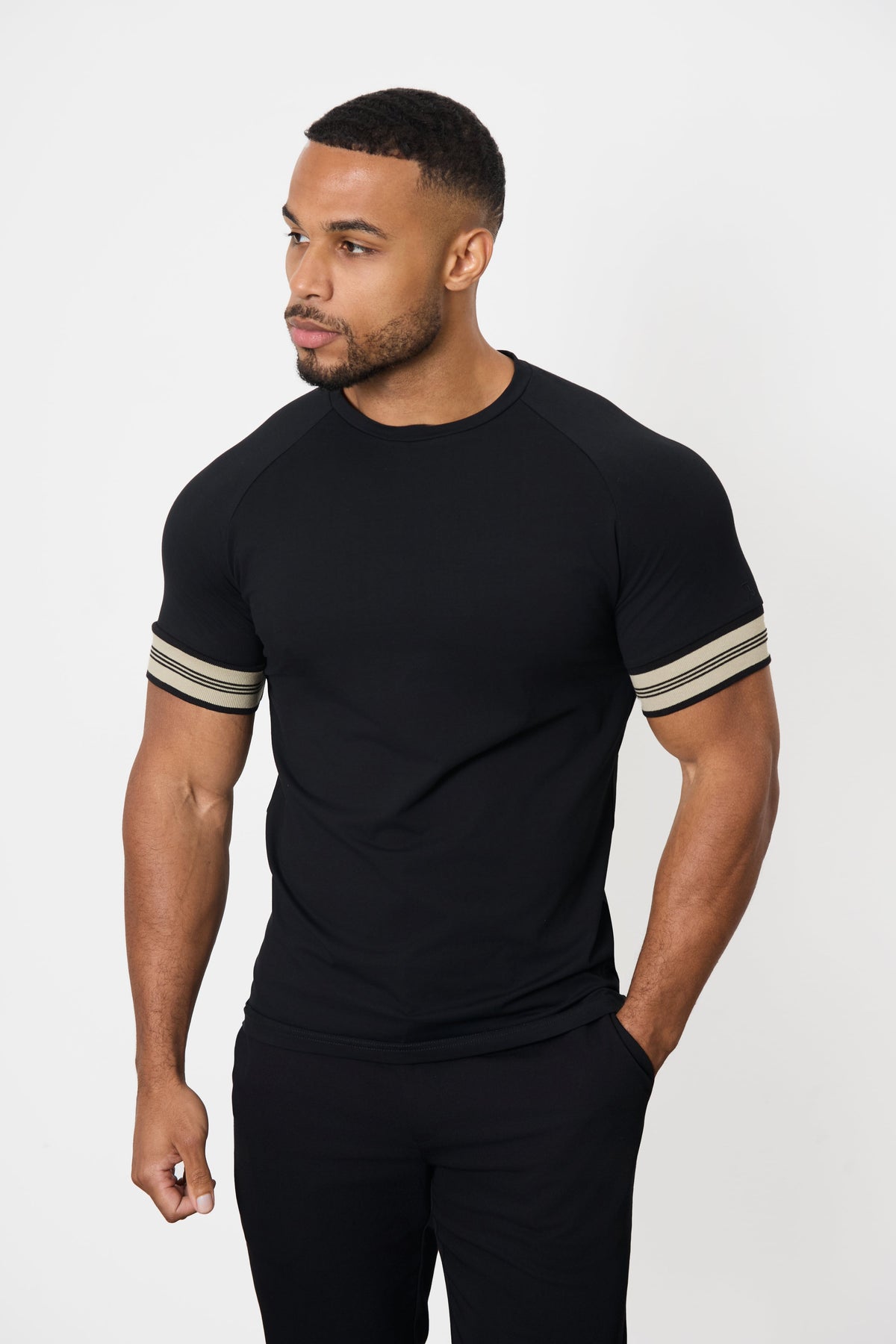 Tipped Fashion Fit T-Shirt in Black/Stone - TAILORED ATHLETE - USA