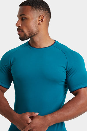 Tipped T-shirt in Peacock - TAILORED ATHLETE - USA