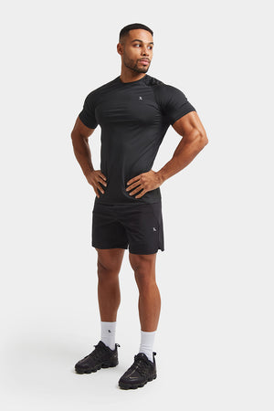 Training Top in Black - TAILORED ATHLETE - USA