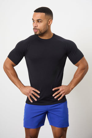 Essential Training Top in Black - TAILORED ATHLETE - USA