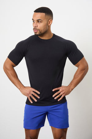 3 Pack Essential Training Top in Black - TAILORED ATHLETE - USA